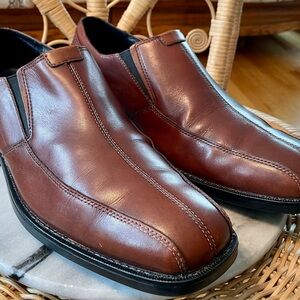 Bostonian Men's Chestnut Brown Leather Slip-On Loafers